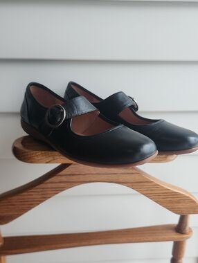 Josef Seibel Women's Black Mary Jane Strap Flats Sz 40 EU